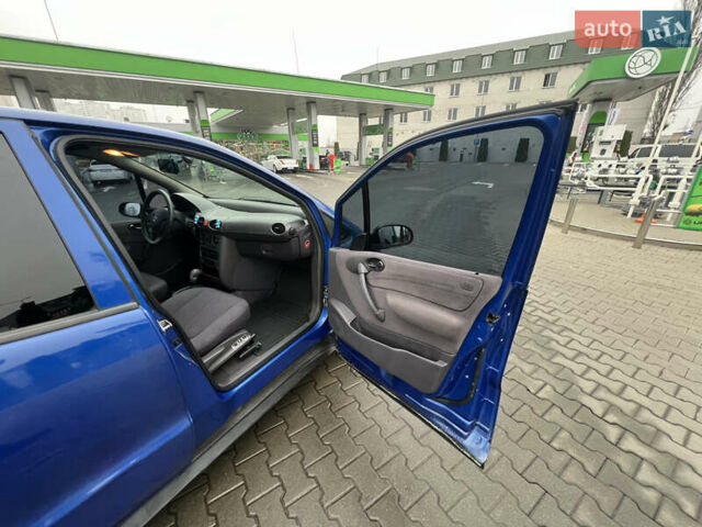 Синій Мерседес А клас, об'ємом двигуна 1.7 л та пробігом 201 тис. км за 3100 $, фото 9 на Automoto.ua