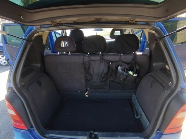 Синий Мерседес А класс, объемом двигателя 1.7 л и пробегом 250 тыс. км за 1100 $, фото 5 на Automoto.ua