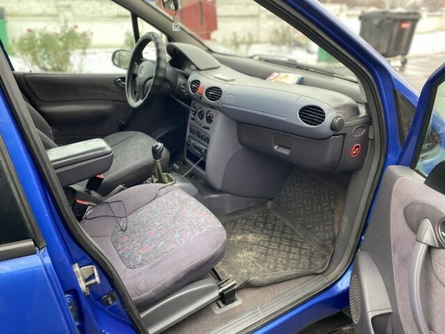 Синий Мерседес А класс, объемом двигателя 1.7 л и пробегом 220 тыс. км за 1750 $, фото 15 на Automoto.ua