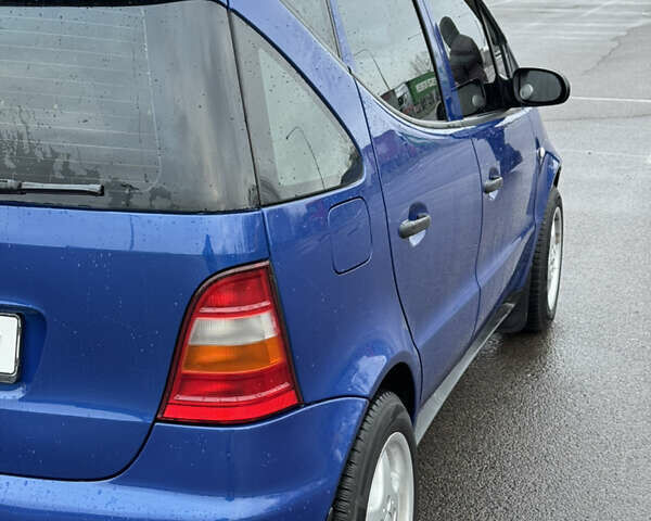 Синий Мерседес А класс, объемом двигателя 1.4 л и пробегом 237 тыс. км за 3900 $, фото 13 на Automoto.ua