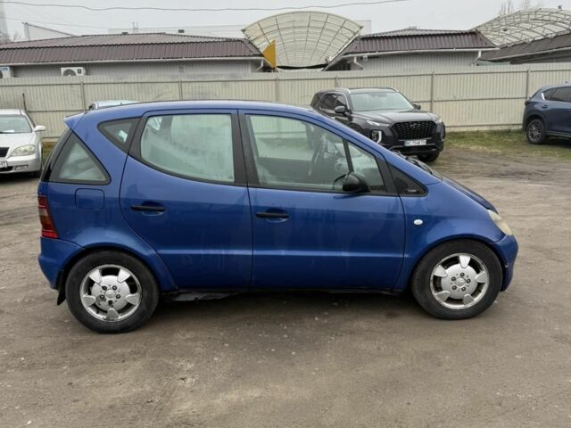 Синий Мерседес А класс, объемом двигателя 1.7 л и пробегом 10 тыс. км за 750 $, фото 5 на Automoto.ua