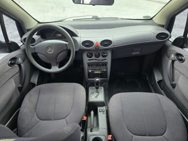 Синій Мерседес А клас, об'ємом двигуна 1.4 л та пробігом 260 тис. км за 2500 $, фото 20 на Automoto.ua