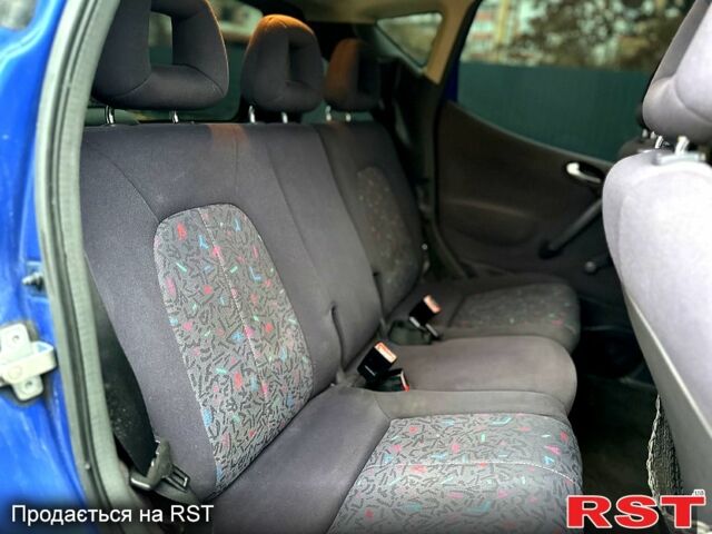 Синій Мерседес А клас, об'ємом двигуна 1.6 л та пробігом 235 тис. км за 3500 $, фото 13 на Automoto.ua