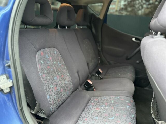 Синий Мерседес А класс, объемом двигателя 1.6 л и пробегом 235 тыс. км за 3500 $, фото 20 на Automoto.ua