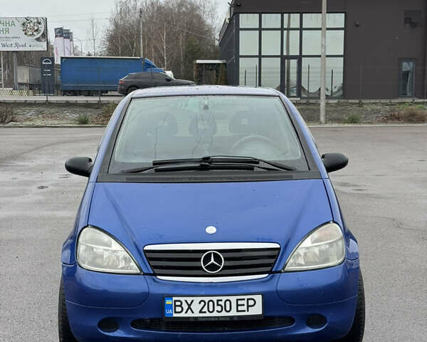 Синий Мерседес А класс, объемом двигателя 1.4 л и пробегом 237 тыс. км за 3900 $, фото 5 на Automoto.ua