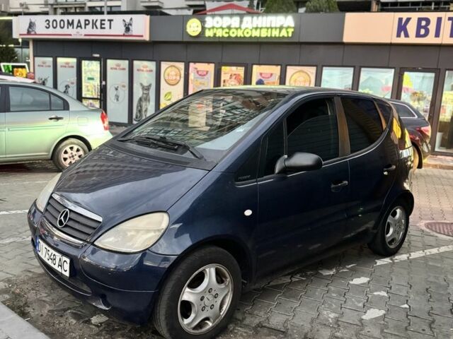 Мерседес А класс 2000 в Одессе на Automoto.ua Синий Мерседес А класс, объемом двигателя 1.4 л и пробегом 259 тыс. км за 1999 $, фото 1 на Automoto.ua