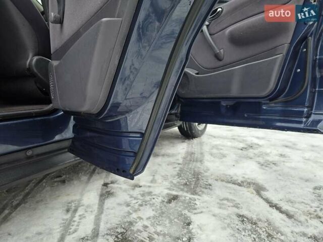 Синій Мерседес А клас, об'ємом двигуна 1.4 л та пробігом 260 тис. км за 2500 $, фото 40 на Automoto.ua