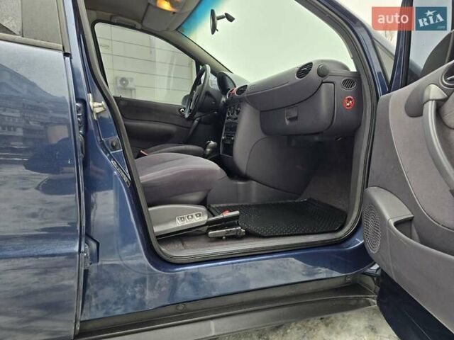 Синій Мерседес А клас, об'ємом двигуна 1.4 л та пробігом 260 тис. км за 2500 $, фото 33 на Automoto.ua