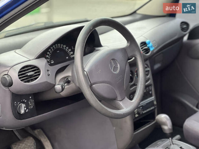Синій Мерседес А клас, об'ємом двигуна 1.7 л та пробігом 201 тис. км за 3100 $, фото 10 на Automoto.ua