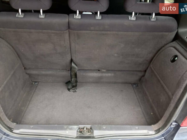 Синий Мерседес А класс, объемом двигателя 1.4 л и пробегом 235 тыс. км за 2950 $, фото 21 на Automoto.ua