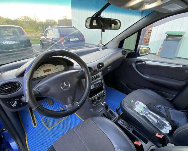 Синій Мерседес А клас, об'ємом двигуна 1.7 л та пробігом 344 тис. км за 1800 $, фото 3 на Automoto.ua