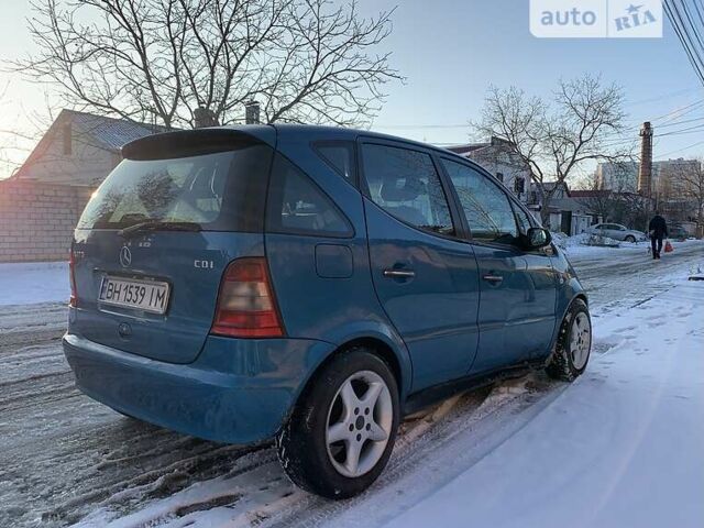 Синий Мерседес А класс, объемом двигателя 1.7 л и пробегом 200 тыс. км за 3000 $, фото 4 на Automoto.ua