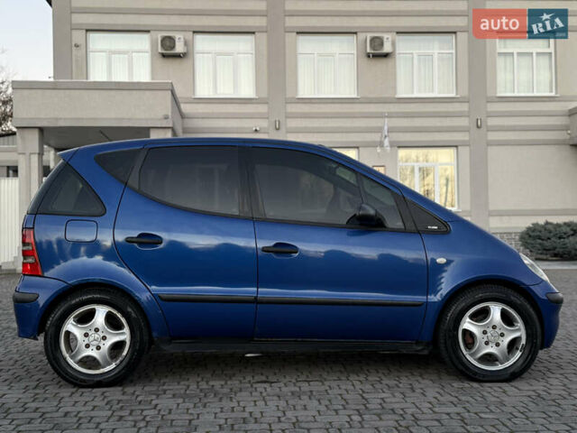 Мерседес А клас 2001 у Чернівцях на Automoto.ua Синій Мерседес А клас, об'ємом двигуна 1.7 л та пробігом 340 тис. км за 2750 $, фото 13 на Automoto.ua