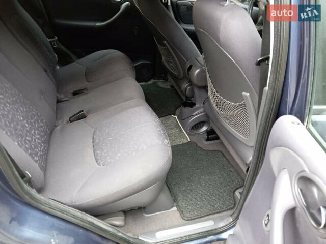 Синий Мерседес А класс, объемом двигателя 1.4 л и пробегом 235 тыс. км за 2950 $, фото 17 на Automoto.ua