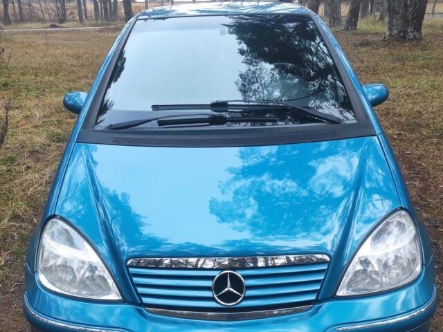 Синий Мерседес А класс, объемом двигателя 1.7 л и пробегом 181 тыс. км за 2600 $, фото 5 на Automoto.ua