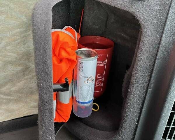 Синий Мерседес А класс, объемом двигателя 1.7 л и пробегом 300 тыс. км за 3600 $, фото 22 на Automoto.ua