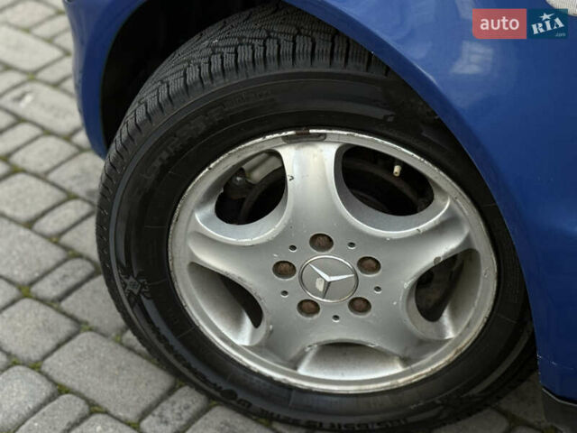 Мерседес А клас 2001 у Чернівцях на Automoto.ua Синій Мерседес А клас, об'ємом двигуна 1.7 л та пробігом 340 тис. км за 2750 $, фото 18 на Automoto.ua