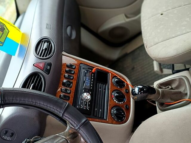 Синий Мерседес А класс, объемом двигателя 1.7 л и пробегом 300 тыс. км за 1850 $, фото 8 на Automoto.ua