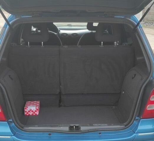 Синий Мерседес А класс, объемом двигателя 1.7 л и пробегом 181 тыс. км за 2600 $, фото 12 на Automoto.ua