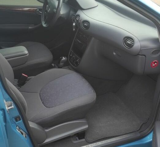 Синий Мерседес А класс, объемом двигателя 1.7 л и пробегом 181 тыс. км за 2600 $, фото 13 на Automoto.ua