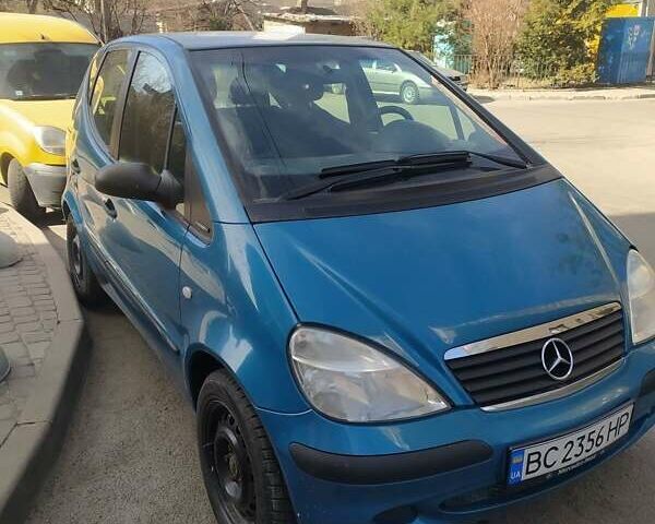 Синий Мерседес А класс, объемом двигателя 1.4 л и пробегом 200 тыс. км за 3600 $, фото 1 на Automoto.ua