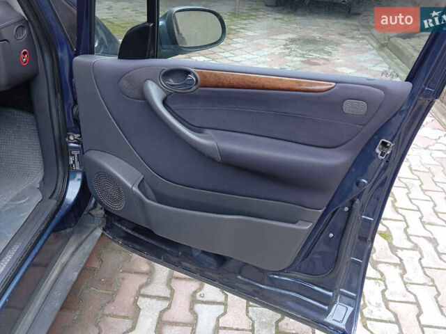 Синий Мерседес А класс, объемом двигателя 1.4 л и пробегом 235 тыс. км за 2950 $, фото 16 на Automoto.ua