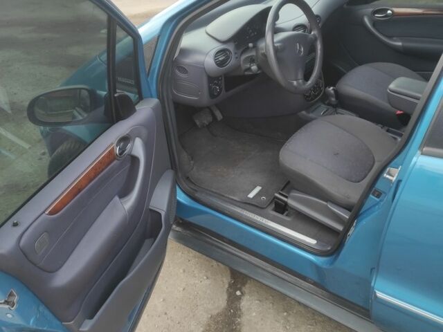 Синий Мерседес А класс, объемом двигателя 1.7 л и пробегом 181 тыс. км за 2600 $, фото 10 на Automoto.ua