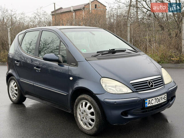 Синий Мерседес А класс, объемом двигателя 1.6 л и пробегом 178 тыс. км за 2750 $, фото 1 на Automoto.ua