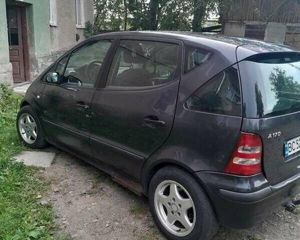 Синій Мерседес А клас, об'ємом двигуна 1.69 л та пробігом 290 тис. км за 3200 $, фото 1 на Automoto.ua