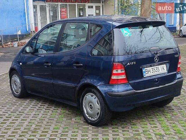 Синий Мерседес А класс, объемом двигателя 1.7 л и пробегом 217 тыс. км за 4100 $, фото 5 на Automoto.ua