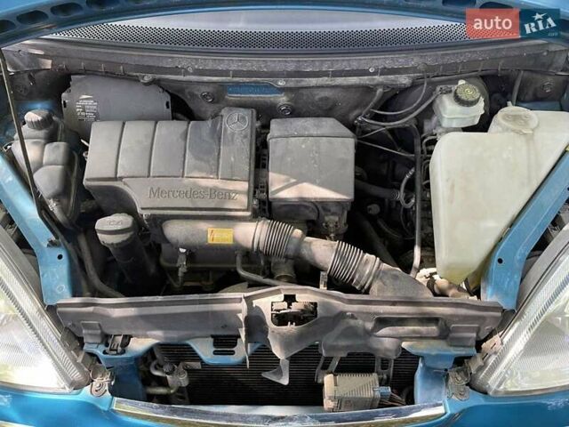 Синий Мерседес А класс, объемом двигателя 1.7 л и пробегом 246 тыс. км за 4100 $, фото 24 на Automoto.ua