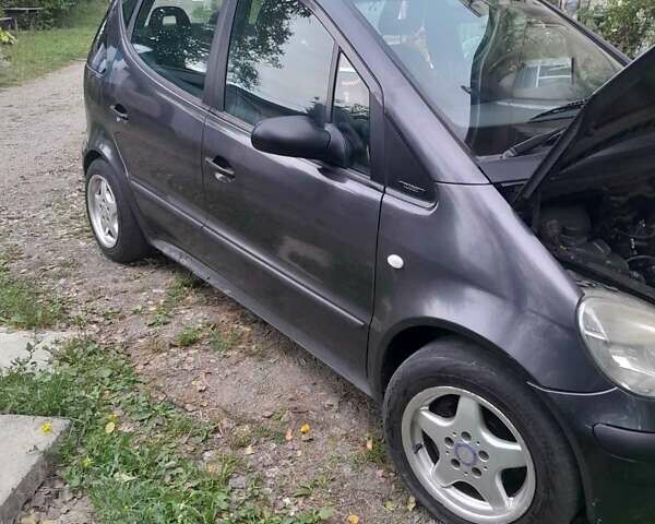 Синій Мерседес А клас, об'ємом двигуна 1.69 л та пробігом 290 тис. км за 3200 $, фото 8 на Automoto.ua