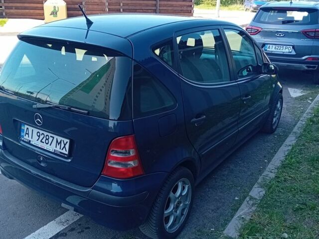 Мерседес А класс 2002 в Броварах на Automoto.ua Синий Мерседес А класс, объемом двигателя 1.7 л и пробегом 232 тыс. км за 3900 $, фото 1 на Automoto.ua