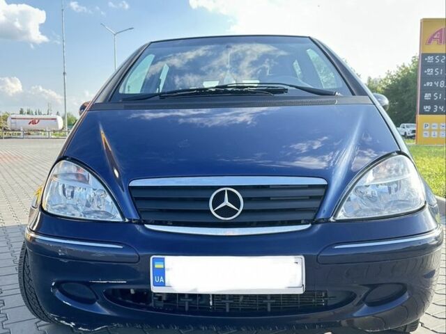 Синий Мерседес А класс, объемом двигателя 0 л и пробегом 18 тыс. км за 3000 $, фото 1 на Automoto.ua