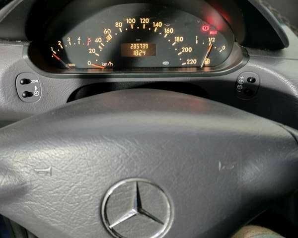Синий Мерседес А класс, объемом двигателя 1.7 л и пробегом 335 тыс. км за 3200 $, фото 13 на Automoto.ua