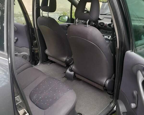 Синій Мерседес А клас, об'ємом двигуна 1.69 л та пробігом 290 тис. км за 3200 $, фото 4 на Automoto.ua