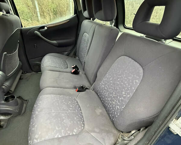 Синий Мерседес А класс, объемом двигателя 1.6 л и пробегом 178 тыс. км за 2750 $, фото 6 на Automoto.ua