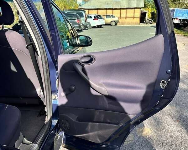 Синий Мерседес А класс, объемом двигателя 1.4 л и пробегом 156 тыс. км за 3600 $, фото 10 на Automoto.ua