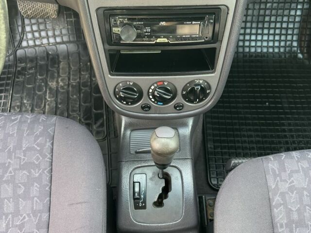 Синій Мерседес А клас, об'ємом двигуна 1.7 л та пробігом 300 тис. км за 3300 $, фото 9 на Automoto.ua