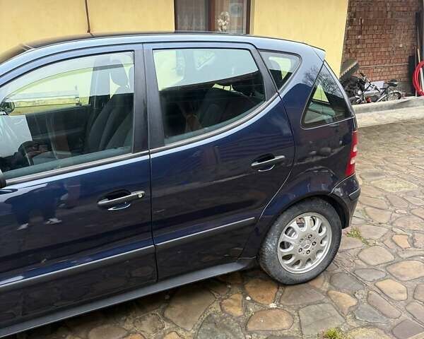 Синий Мерседес А класс, объемом двигателя 1.69 л и пробегом 373 тыс. км за 3650 $, фото 13 на Automoto.ua