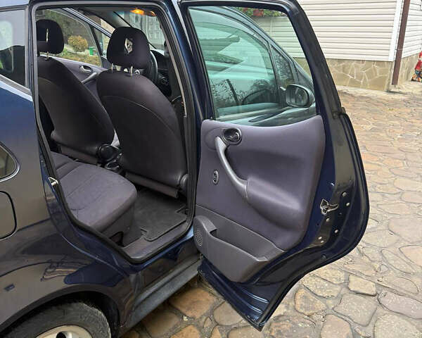 Синій Мерседес А клас, об'ємом двигуна 1.69 л та пробігом 373 тис. км за 3350 $, фото 21 на Automoto.ua