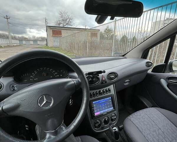 Синій Мерседес А клас, об'ємом двигуна 1.6 л та пробігом 154 тис. км за 3500 $, фото 8 на Automoto.ua