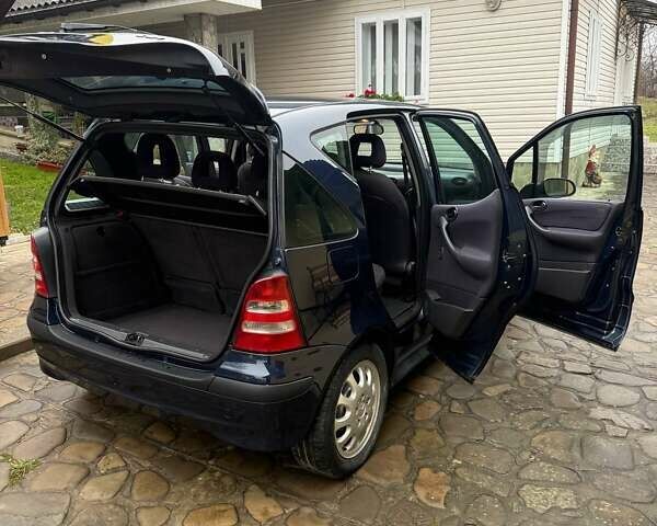 Синий Мерседес А класс, объемом двигателя 1.69 л и пробегом 373 тыс. км за 3650 $, фото 35 на Automoto.ua