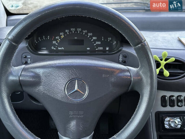 Синій Мерседес А клас, об'ємом двигуна 1.69 л та пробігом 200 тис. км за 3500 $, фото 3 на Automoto.ua
