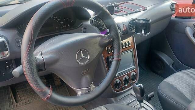 Синій Мерседес А клас, об'ємом двигуна 1.6 л та пробігом 240 тис. км за 3700 $, фото 2 на Automoto.ua