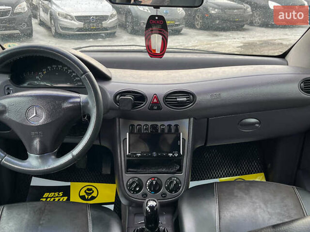 Синий Мерседес А класс, объемом двигателя 1.69 л и пробегом 356 тыс. км за 3900 $, фото 10 на Automoto.ua