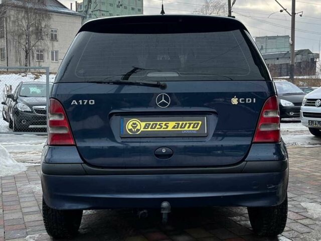Синий Мерседес А класс, объемом двигателя 1.7 л и пробегом 356 тыс. км за 3900 $, фото 5 на Automoto.ua