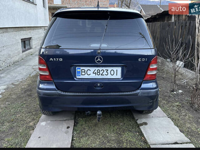 Синій Мерседес А клас, об'ємом двигуна 1.69 л та пробігом 200 тис. км за 3500 $, фото 9 на Automoto.ua