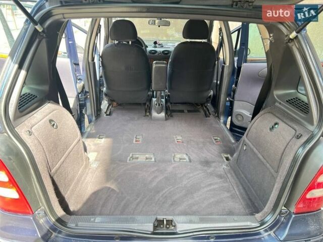 Синий Мерседес А класс, объемом двигателя 1.6 л и пробегом 240 тыс. км за 3700 $, фото 11 на Automoto.ua