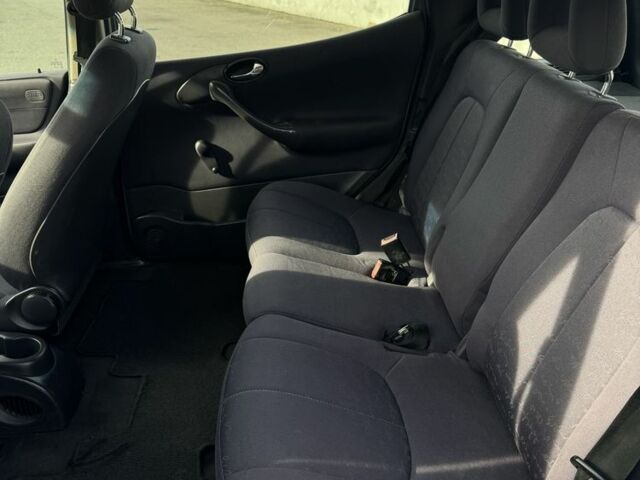 Синій Мерседес А клас, об'ємом двигуна 1.7 л та пробігом 300 тис. км за 3300 $, фото 7 на Automoto.ua